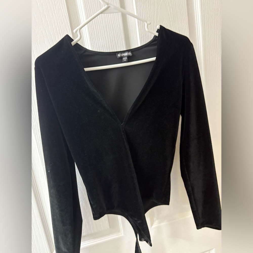 Black express body suit